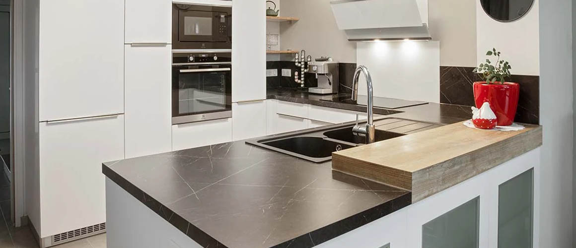 Comment mettre un îlot central dans une cuisine fermée ? | Raison Home